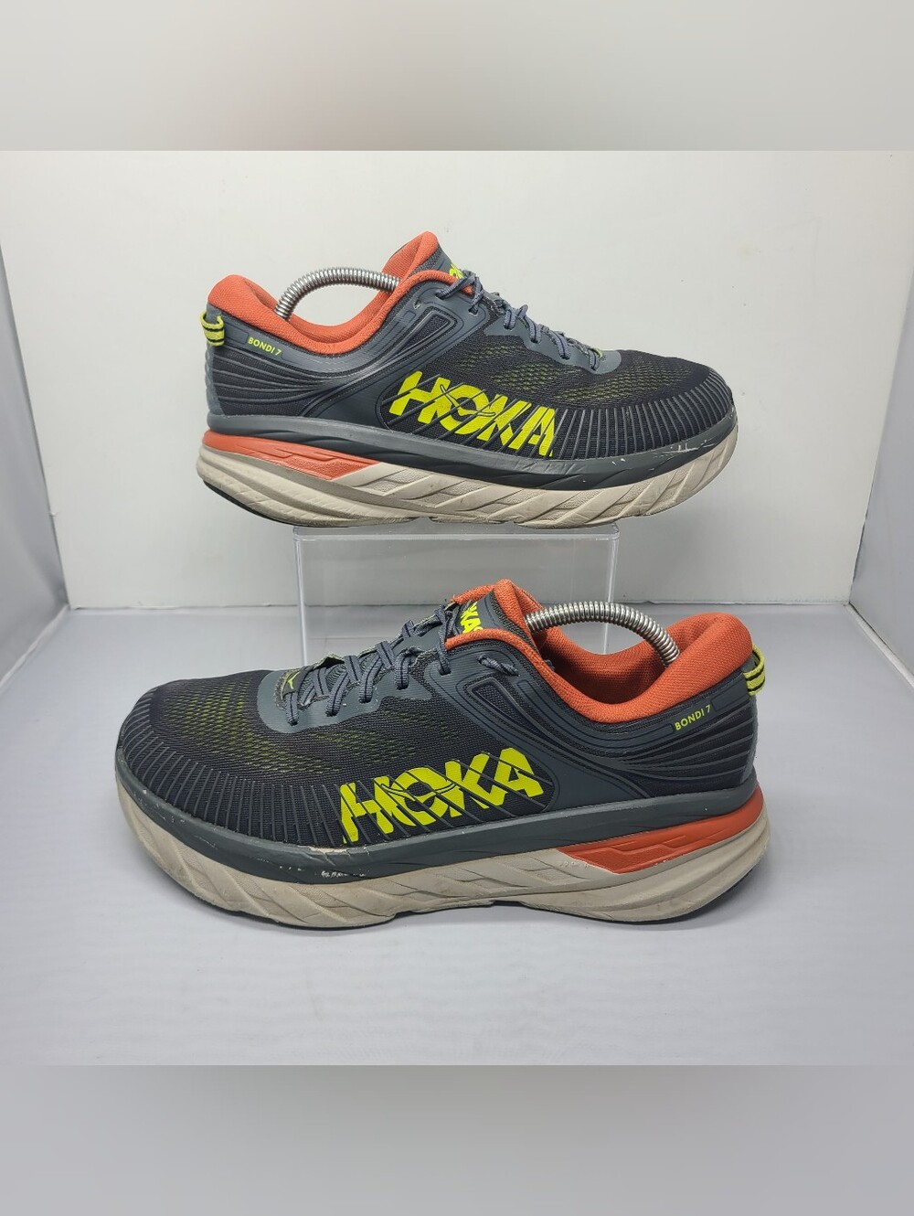 HOKA ONE ONE BONDI 7  RUNNING SHOES - Men size 12.5 (2E)